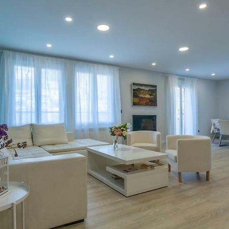 Gran Via Deluxe Apartment Гранада Екстериор снимка
