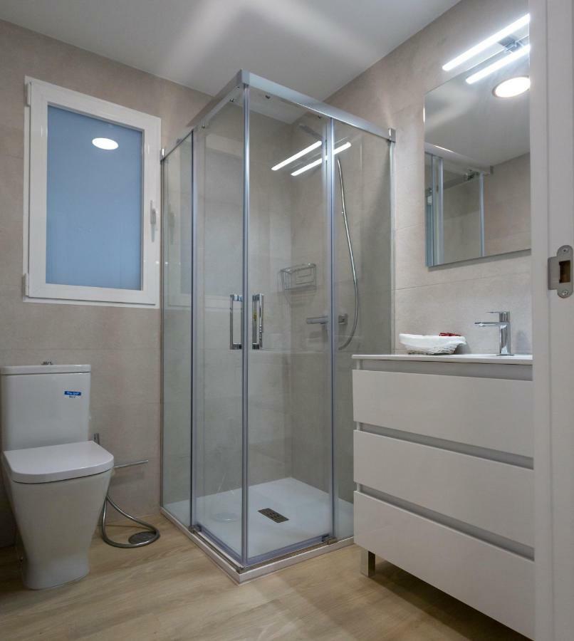 Gran Via Deluxe Apartment Гранада Екстериор снимка