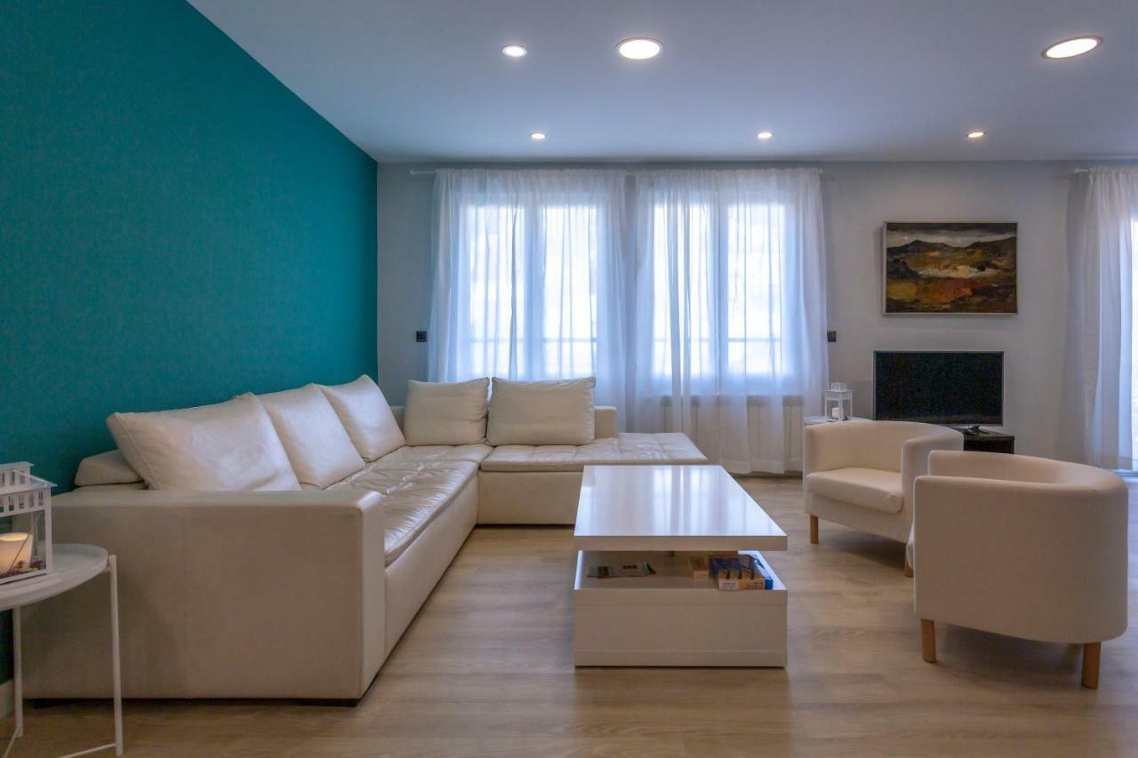 Gran Via Deluxe Apartment Гранада Екстериор снимка