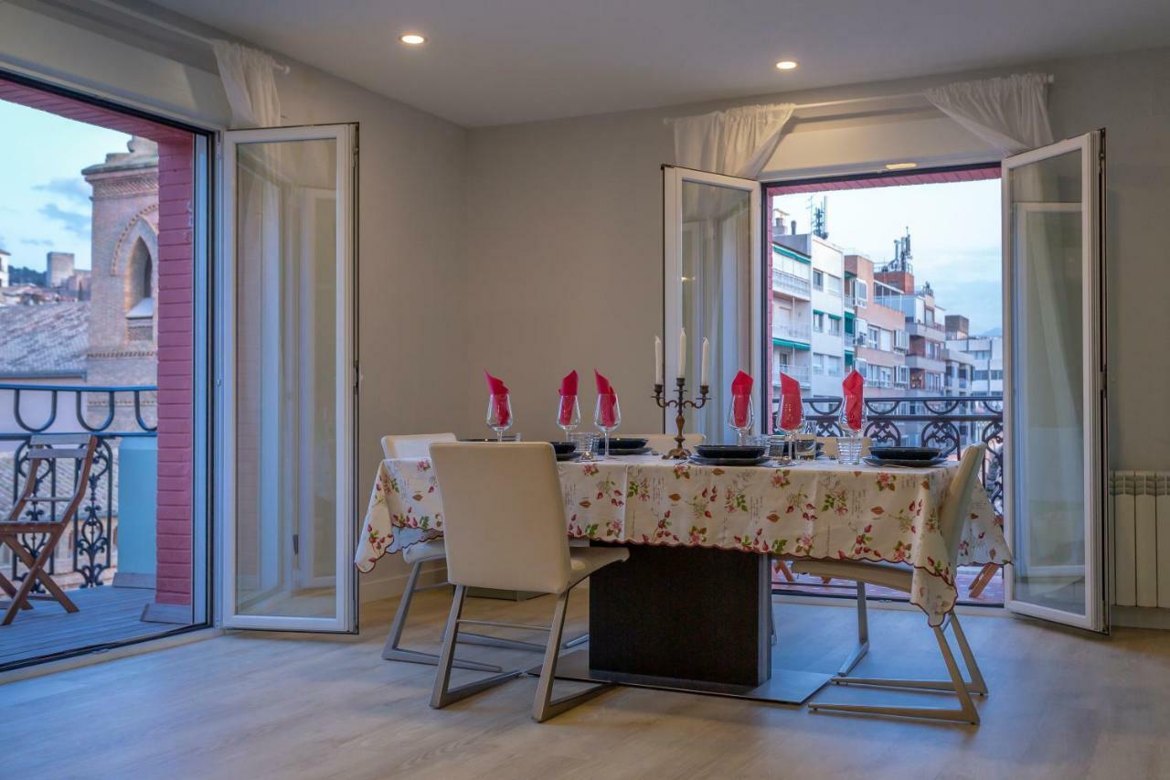 Gran Via Deluxe Apartment Гранада Екстериор снимка